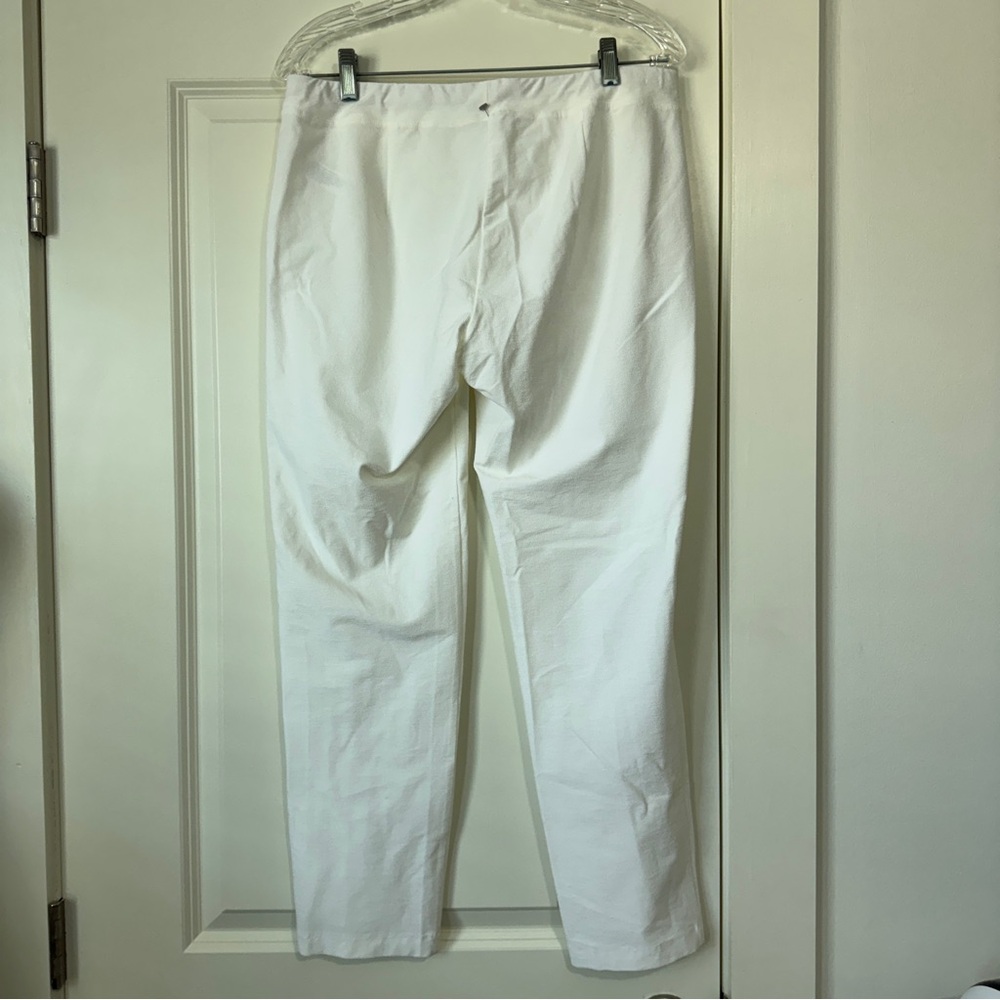 Eileen Fisher Medium White Straight Leg Pants ~ Viscose Stretch Lightweight - Picture 3 of 8